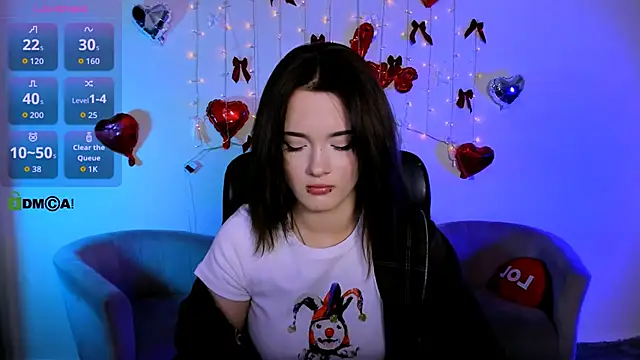 liana kisses online show from 10, 3, 2026