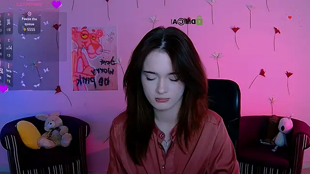 liana kisses online show from 6, 5, 2026