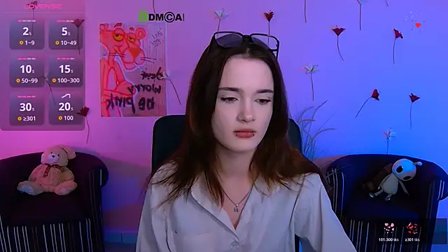 liana kisses online show from 12, 5, 2026
