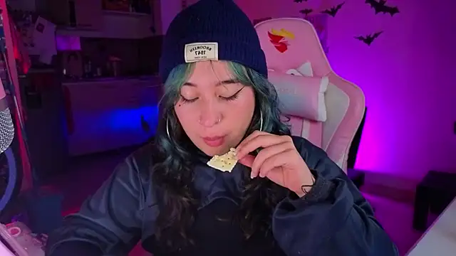 FernandaOrtegaaa online show from 8, 11, 2025