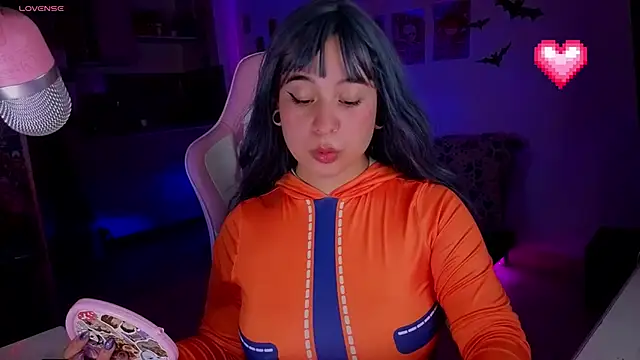 FernandaOrtegaaa online show from 5, 4, 2026