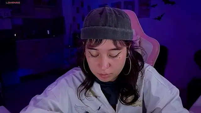 Snapshot of FernandaOrtegaaa chatting on 8, 5, 2026 FernandaOrtegaaa online show from 8, 5, 2026