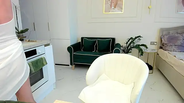 Snapshot of Jolie_Ozolla chatting on 15, 10, 2025 Jolie Ozolla online show from 15, 10, 2025