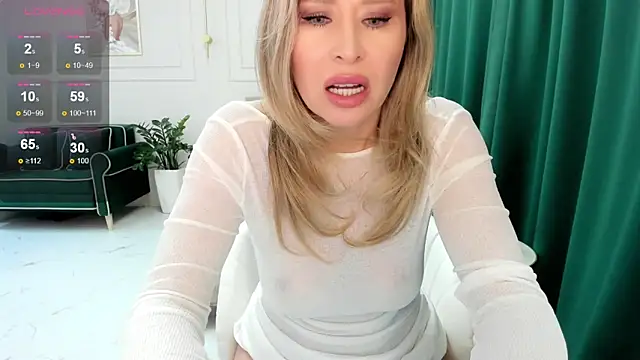 Jolie Ozolla online show from 12, 2, 2026