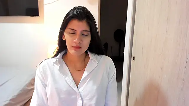 misstoya online show from 19, 9, 2025