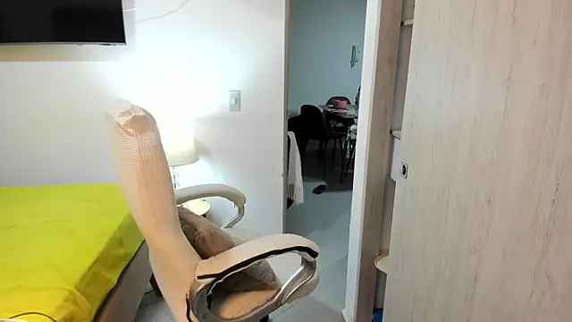 misstoya online show from 31, 10, 2025