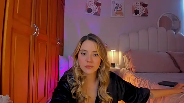 martinaaricci online show from 4, 4, 2026