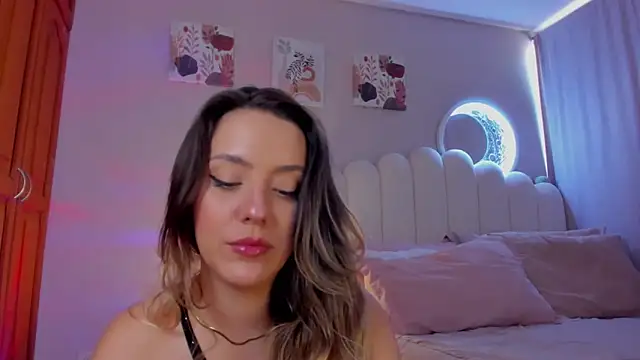 martinaaricci online show from 17, 11, 2025