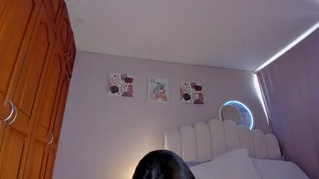 martinaaricci online show from 15, 11, 2025