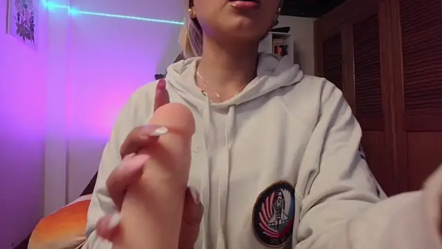 Paulina g3 online show from 11, 6, 2026