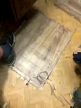 Ariel Ari online show from 6, 11, 2025