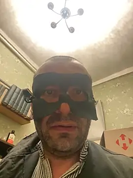 Ariel Ari online show from 8, 10, 2025