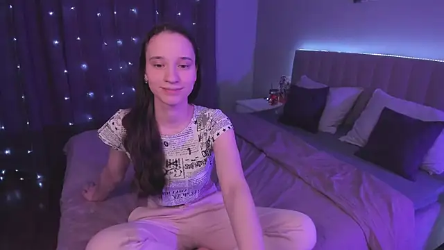 StaceySunny online show from 26, 2, 2025