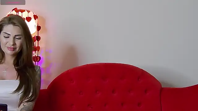 Anissa Leen online show from 12, 2, 2025