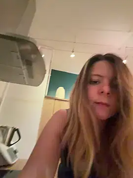 Snapshot of Nina_blain chatting on 20, 2, 2026 Nina blain online show from 20, 2, 2026