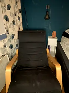 Snapshot of Nina_blain chatting on 14, 11, 2025 Nina blain online show from 14, 11, 2025