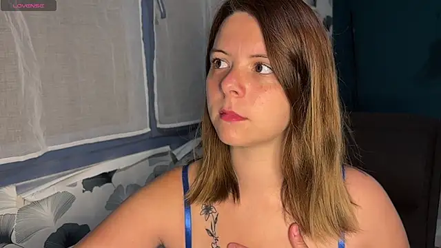 Snapshot of Nina_blain chatting on 18, 9, 2025 Nina blain online show from 18, 9, 2025