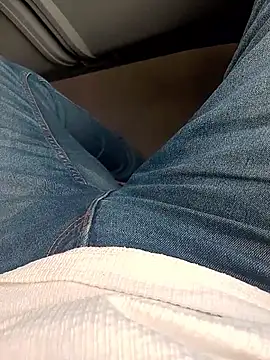 HornyBoy  2004 online show from 11, 9, 2025