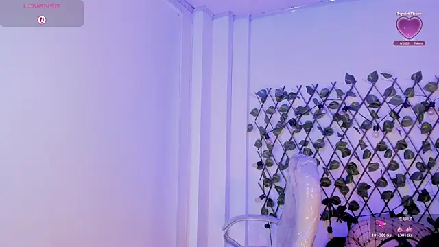 Snapshot of Violeta_dss chatting on 19, 10, 2025 Violeta dss online show from 19, 10, 2025