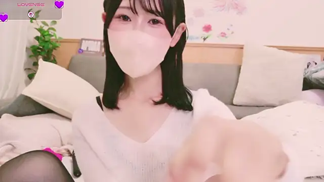 Conatsu online show from 10, 9, 2025