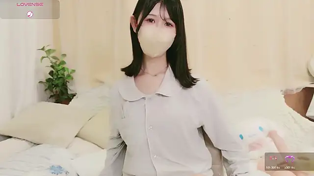 Snapshot of Conatsu chatting on 13, 6, 2026 Conatsu online show from 13, 6, 2026
