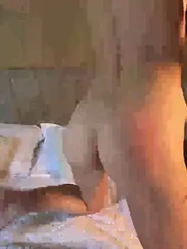 Valentcouple online show from 16, 10, 2025