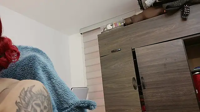 Snapshot of selene_red_ chatting on 21, 7, 2026 selene red online show from 21, 7, 2026