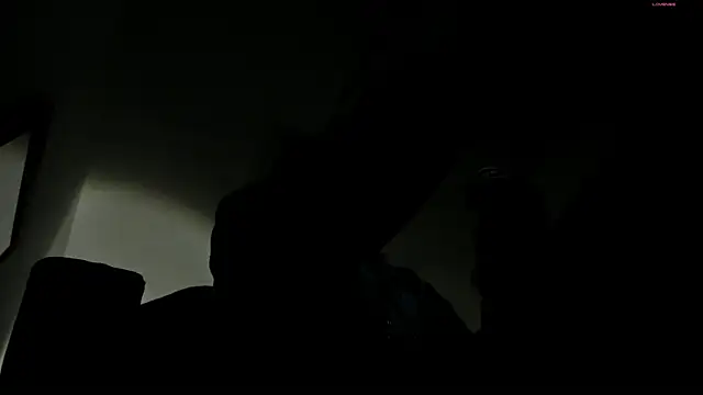 selene red  online show from 17, 11, 2025