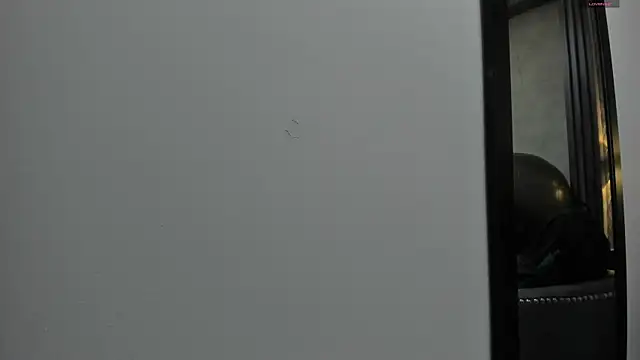 selene red  online show from 9, 9, 2025