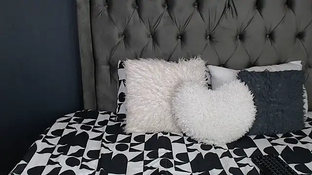 LOYAL SASHA online show from 20, 10, 2025