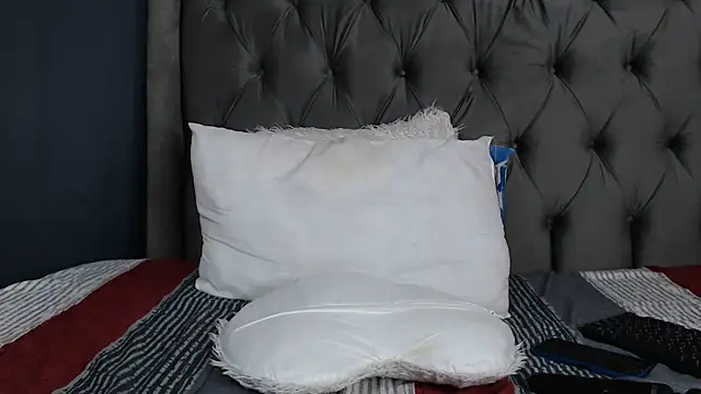 LOYAL SASHA online show from 14, 12, 2025