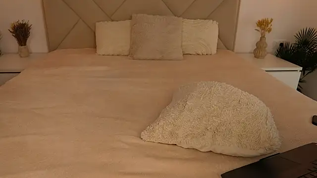 funny to see you here online show from 19, 9, 2025