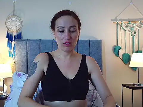 IberianMoonMK online show from 8, 2, 2026