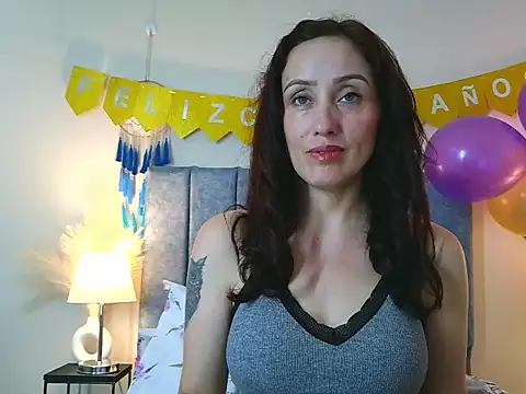 IberianMoonMK online show from 4, 2, 2026