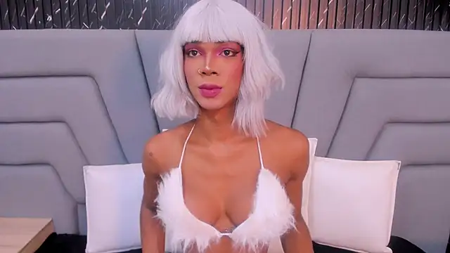 NaomiSteward online show from 23, 10, 2025