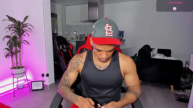 TROYWESLY- online show from 5, 11, 2025