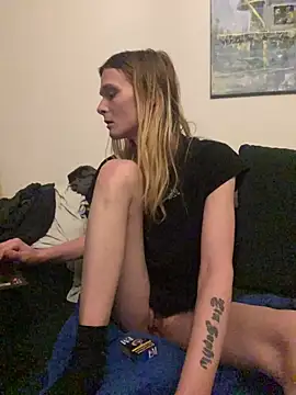 emma neko online show from 17, 4, 2026