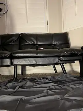 18petitewhitegirl online show from 21, 2, 2025