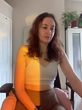 Littlelolo60 online show from 28, 2, 2025