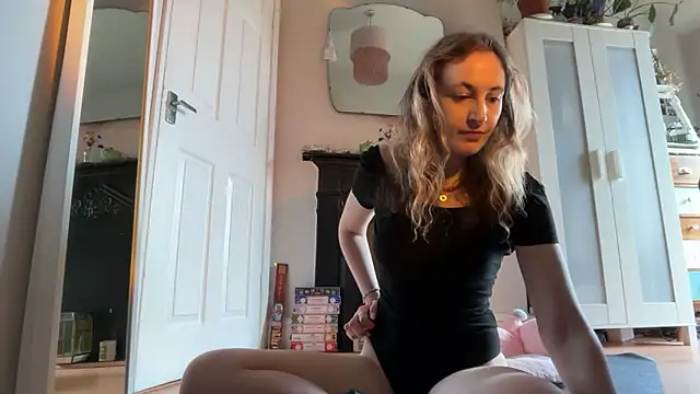 Littlelolo60 online show from 14, 9, 2025