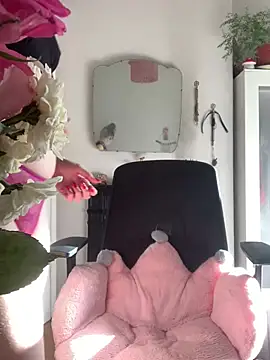 Littlelolo60 online show from 25, 2, 2025