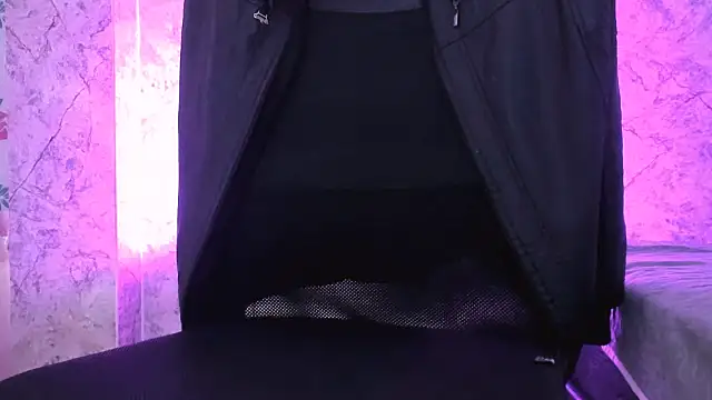 AnddieBaker online show from 2, 12, 2025