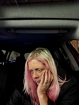 chubby british blonde uk online show from 9, 2, 2026