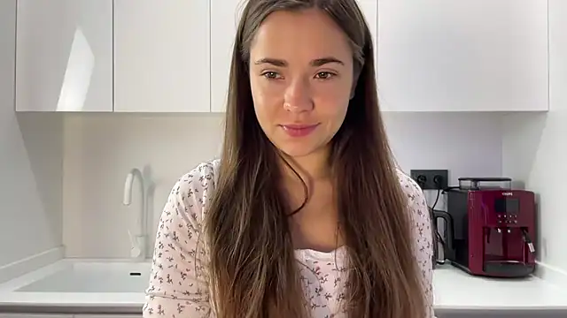 Mika Miller online show from 19, 9, 2025