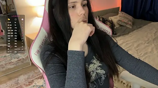 jennetdoll online show from 26, 2, 2025