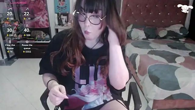 Avril2001 online show from 25, 9, 2025