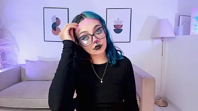 Snapshot of Sweet_Namii chatting on 19, 11, 2025 Sweet Namii online show from 19, 11, 2025