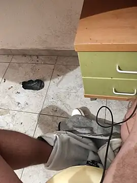 skrigul12 online show from 23, 3, 2025