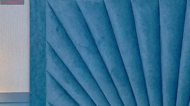 Camille Torres online show from 18, 3, 2025