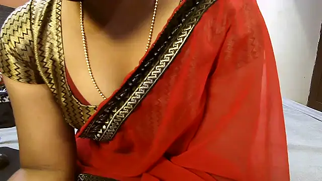 Snapshot of VR_here_4U chatting on 7, 4, 2026 VR here 4U online show from 7, 4, 2026